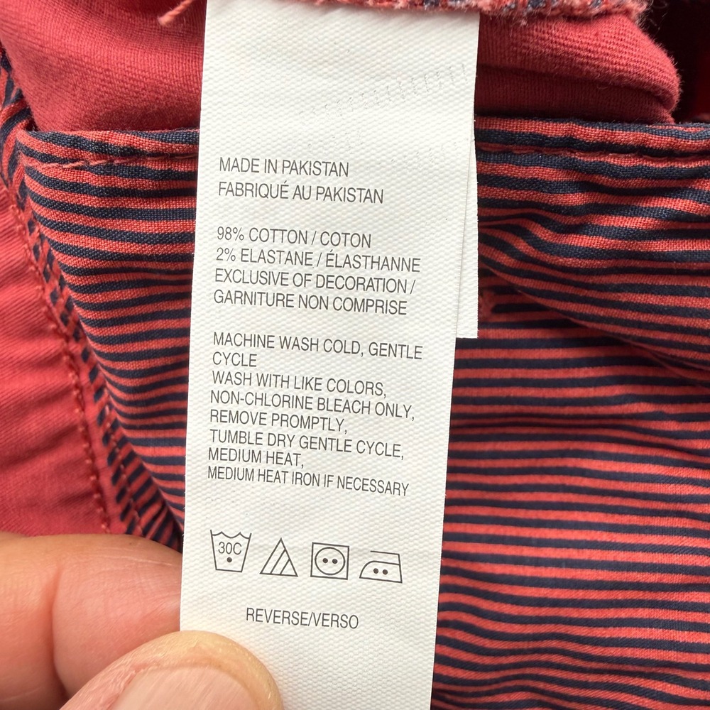 IZOD Chino Shorts Men 34 Red Saltwater Stretch Classic Fit 9.5 Inseam *READ* - Picture 6 of 10